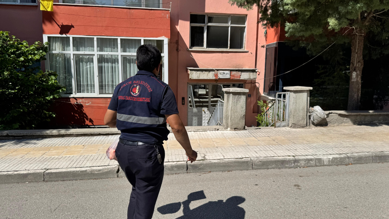 Çorum Belediyesi kurban etlerini ihtiyaç sahiplerine ulaştırdı