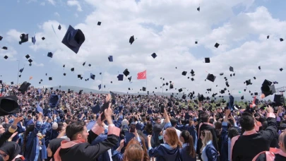EBYÜ’nün akademik yılı mezuniyet töreni 20 Haziran’da