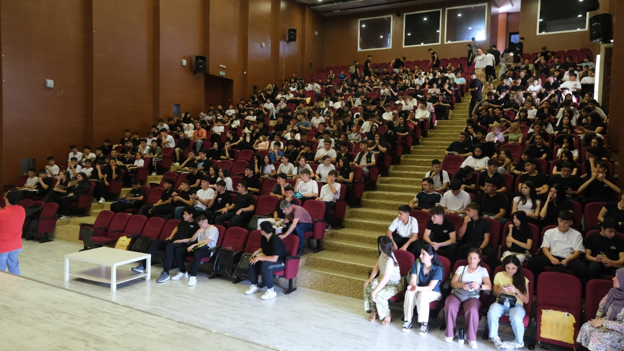 Öğrenciler ‘Biyolojik Çeşitliliği Koruma ve Sürdürülebilirlik Paneli’nde buluştu