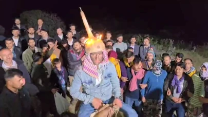 Bursa'da düğünde geleneksel adetleri böyle yaşattılar