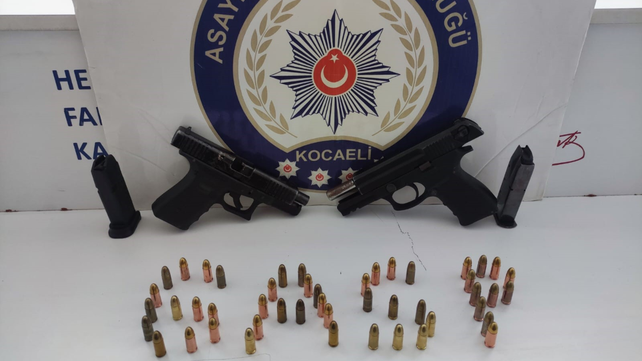 Kocaeli'de iş yeri kurşunlayan 2 şüpheli tutuklandı