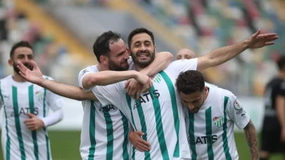 Bursaspor Tahir Babaoğlu ile yollarını ayırdı