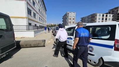 LGS’ye geç kalan öğrenciye zabıta yetişti