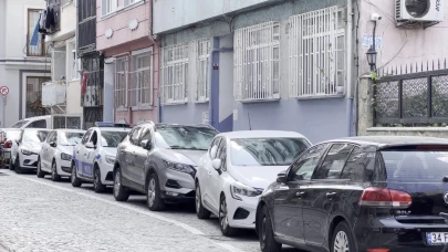 Fatih'te polis memuru arkadaşını parçalara ayırıp hayatına son verdi