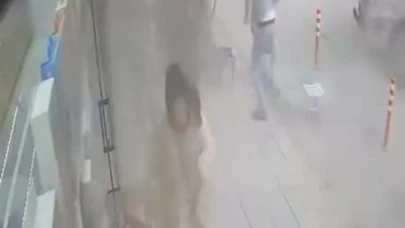Tır lastiği patladı, vatandaşlar korku dolu anlar yaşadı