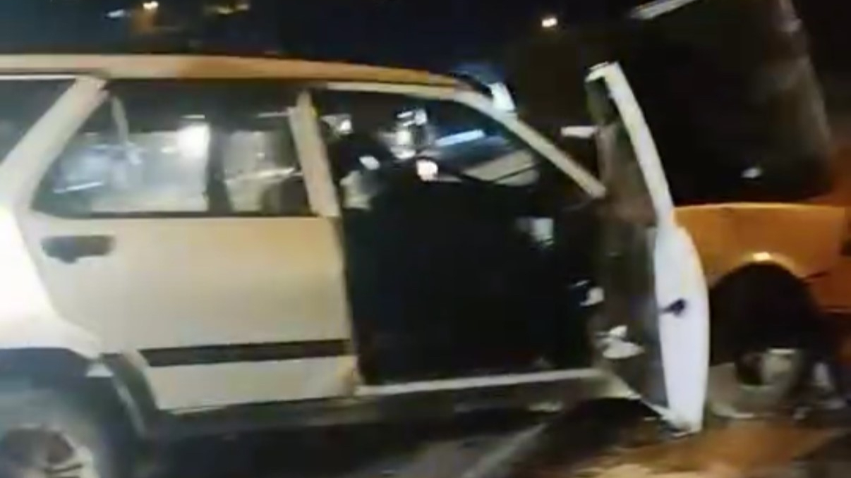 Düzce’de hafif ticari araç ile otomobil çarpıştı: 6 yaralı