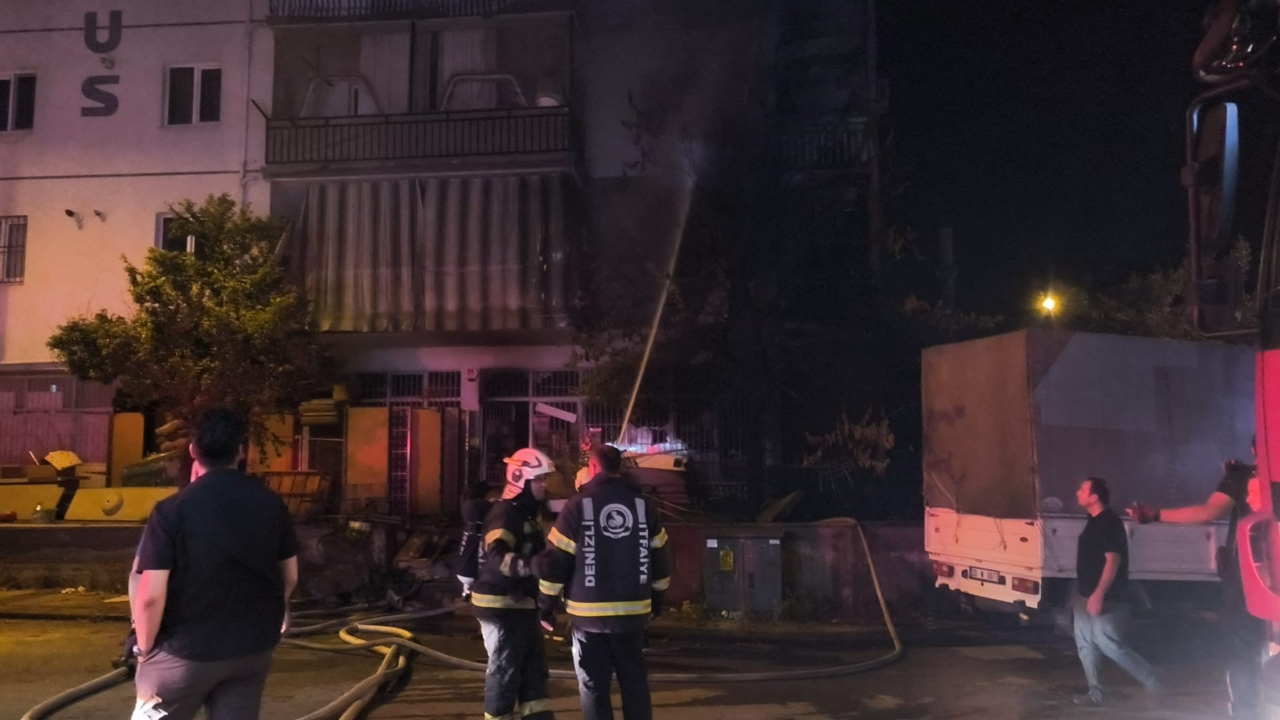Ağaçta yangın çıktı, 8 katlı binaya sıçradı!
