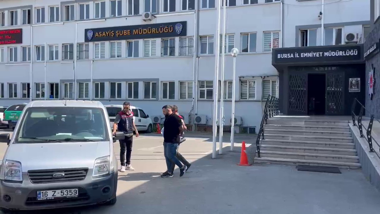 Bursa'da servis bahanesiyle vatandaşı dolandırdılar