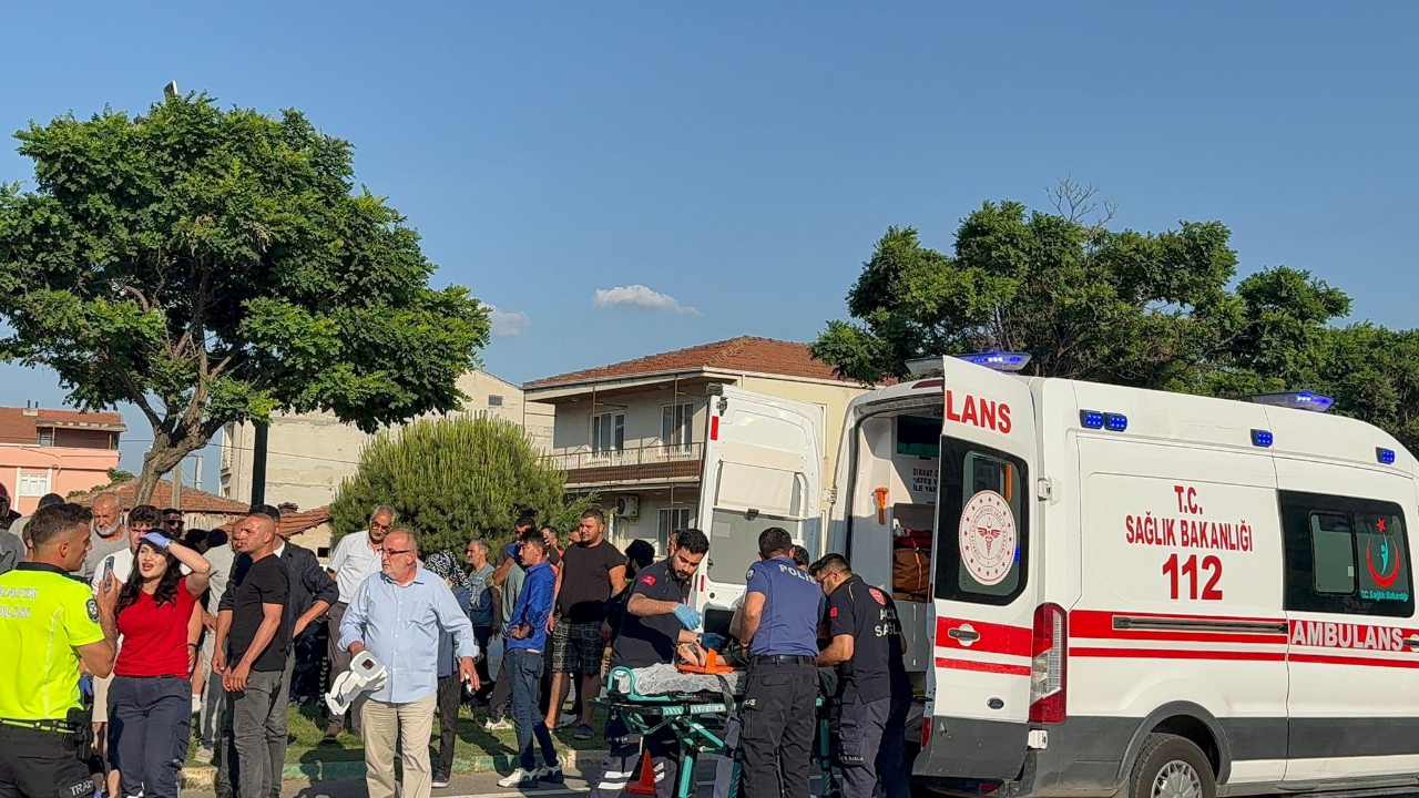 Bursa'da feci kaza: Anne ve bisikletli kızı ağır yaralandı