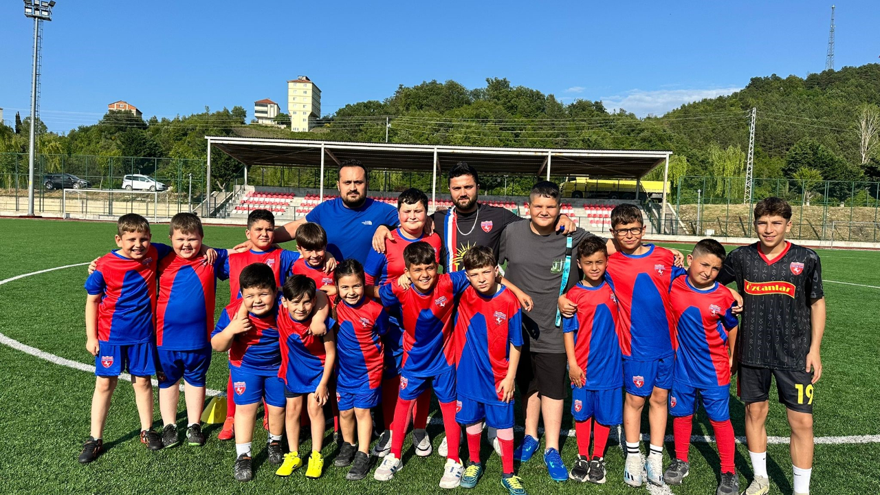 Türkeli'de Yaz Futbol Okulu açıldı!