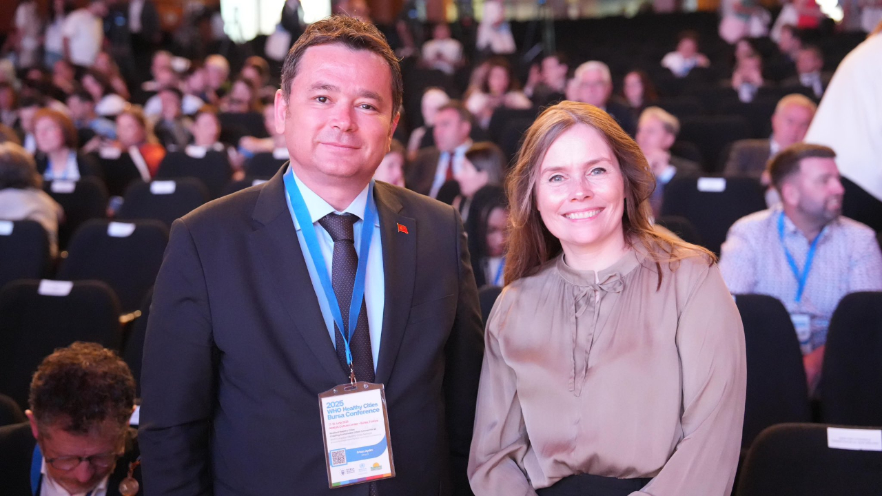 Başkan Erkan Aydın: Kentlerimizi çözüm üreten yapılar haline getirmeliyiz