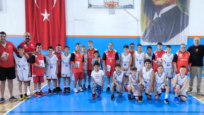 Down Sendromlular Basketbol Milli Takımı’ndan Yeşim Spor Kulübü’ne ziyaret