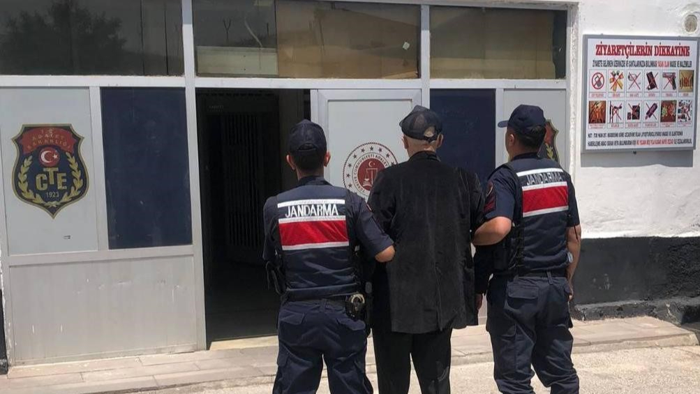Yağma suçundan arana kişi yakayı ele verdi