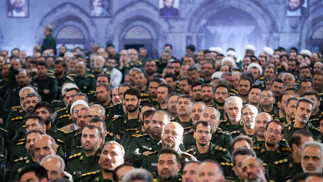 İsrail’in saldırı başlattığı hava üsleri vuruldu