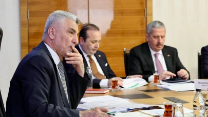 Bakan Bolat ayakkabı sanayiinin temsilcileriyle bir araya geldi