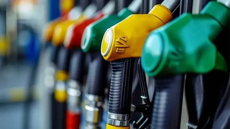Benzin ve motorine yeni zam geldi! İşte yeni fiyatlar...