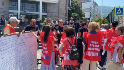Eğitim-İş’in “Karne” eylemine polis müdahalesi