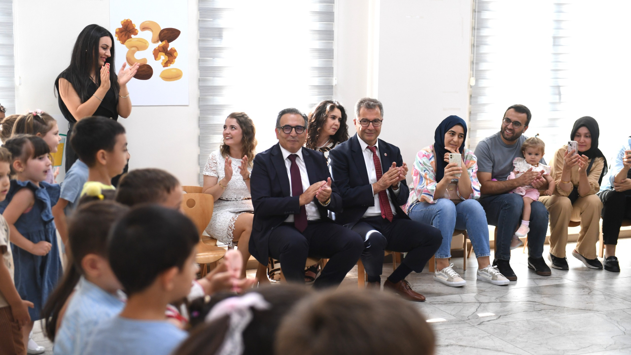 Minik öğrencilerin Osmangazi’de karne heyecanı