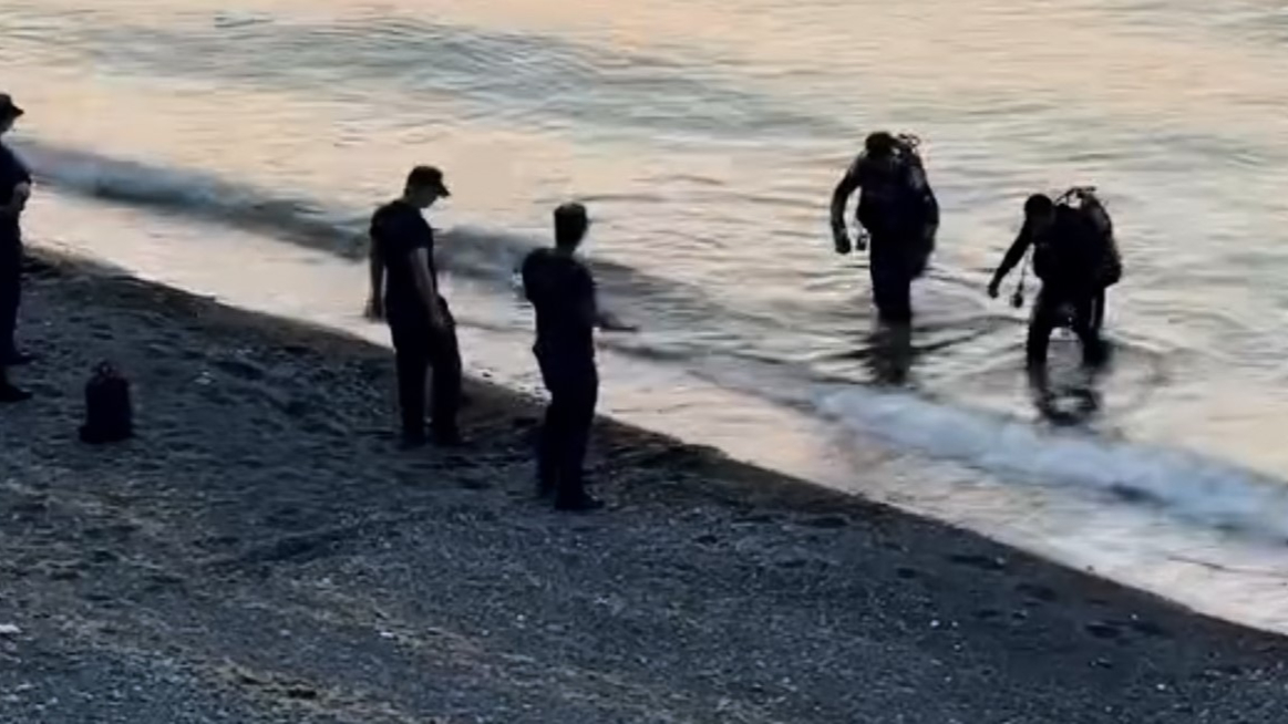 Düzce'de denize giren genç sağlıkçı boğuldu