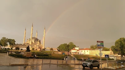 Edirne'de yağmur sonrası gökkuşağı şöleni