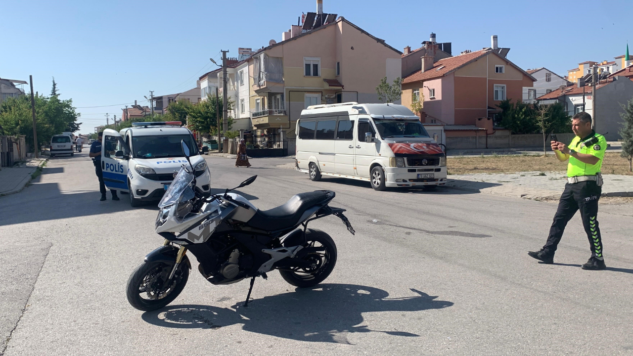 YKS'ye yetişmeye çalışırken kaza yaptı!