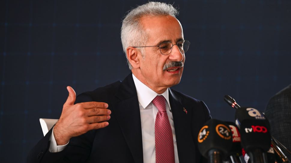 Bakan Uraloğlu Orta Koridor'un üretime etkisini konuştu