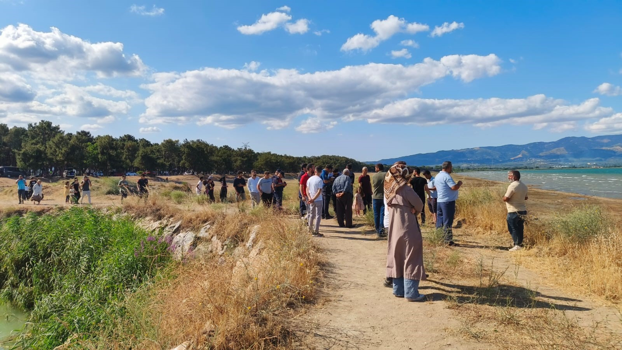 İznik Gölü'nde arama seferberliği