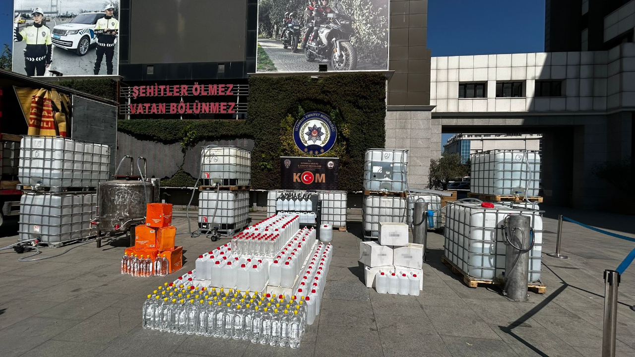 İstanbul'da sahte alkol operasyonu! 19 ton ele geçirildi