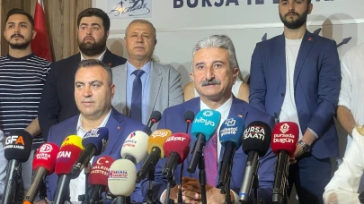 CHP Bursa’dan sert eğitim eleştirisi: “AKP  sınıfta kaldı!”
