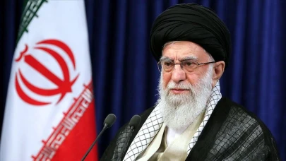 İran Dini Lideri Hamaney: "Hiçbir saldırıya boyun eğmeyeceğiz"