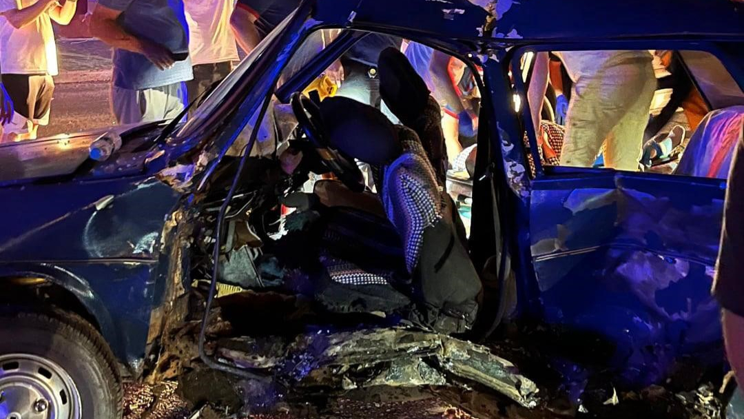 Sakarya'da iki otomobil çarpıştı: 5 yaralı