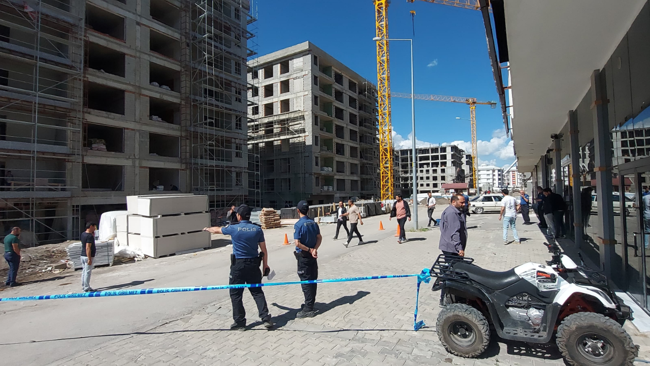 Trafik kazasında silah sesleri