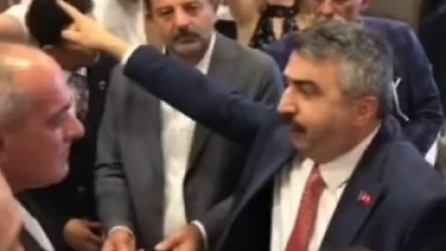 Bursa Büyükşehir Meclisi'nde gerginlik! AK Parti grubu salonu terk etti