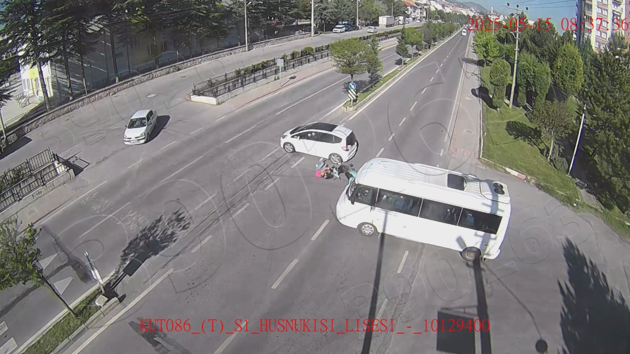 Trafik kazalarının nedeni dikkatsizlik oldu