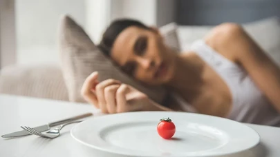 ''Kız çocuklarında anoreksiya nervoza riski daha fazla''