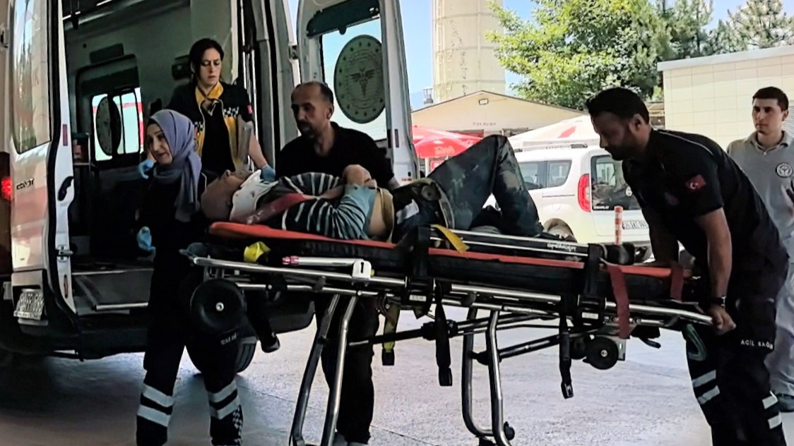 İnşaatın 2. katından düştü! Çocuklarını düşündü