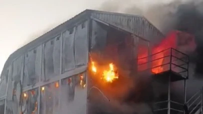 Hatay'da işçilerin kaldığı yatakhane alevlere teslim oldu