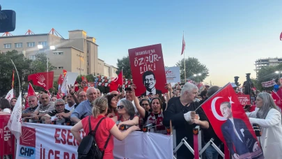 CHP Genel Başkanı Özgür Özel Büyükçemece'deki mitingde konuştu