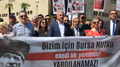 Adliye önünde "Bursa Nutku Yargılanamaz" tepkisi