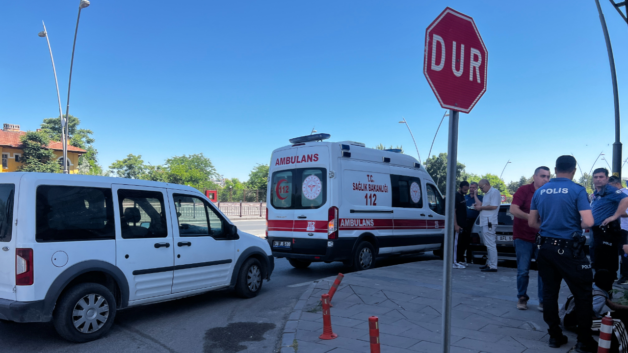 Çocuklar arasında bıçaklı kavga: 1 yaralı