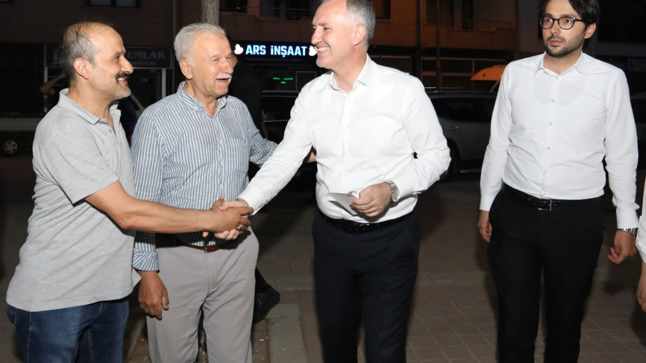 Başkan Alper Taban Sinanbey’de vatandaşlarla buluştu