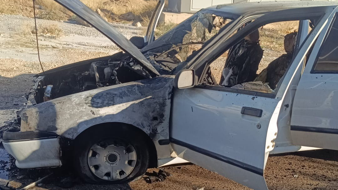 Adıyaman'da seyir halindeki otomobil alev aldı