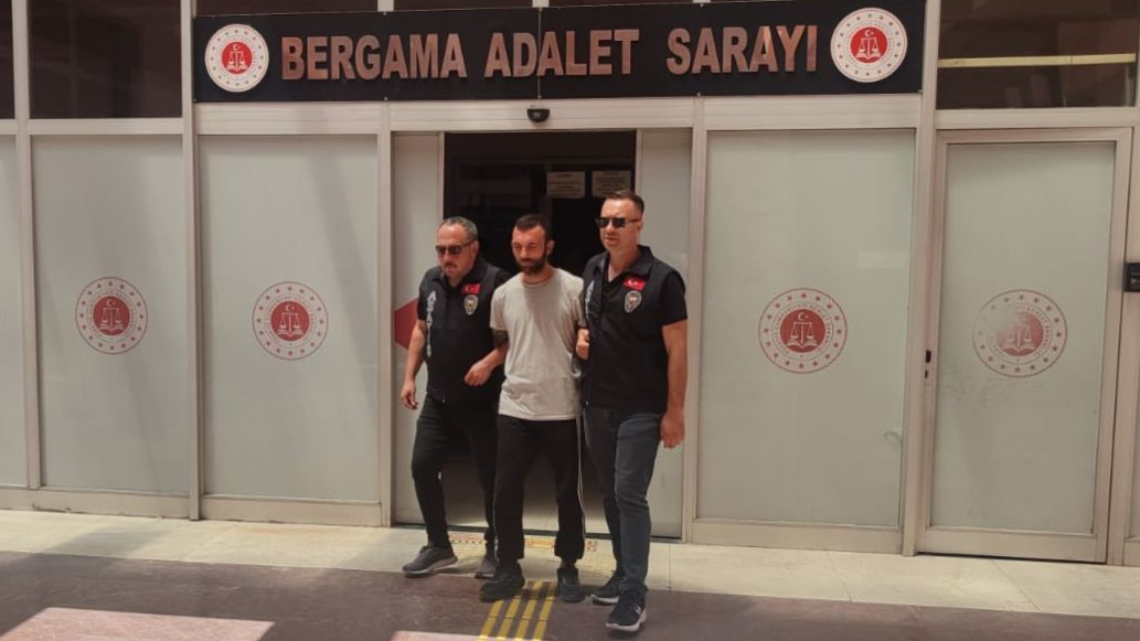Mısır tarlasında saklanan uyuşturucu tacirine operasyon