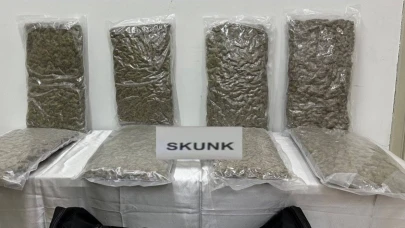 Otoyol gişelerinde 12 kilogram uyuşturucu ele geçirildi