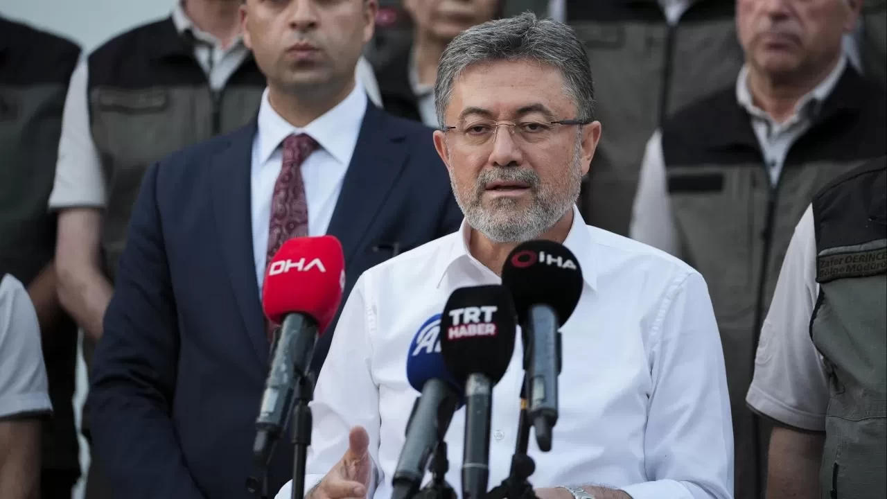 Bakan Yumaklı: "Türkiye'de 2 günde 150 yangın çıktı"
