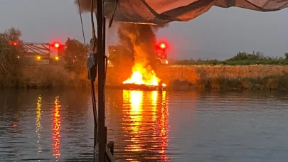 Manavgat Irmağı’nda balıkçı teknesi yandı