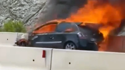 Fethiye’de seyir halindeki araçta yangın