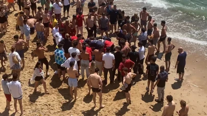 Beykoz'da denize giren 4 kişiden biri ağır yaralandı, bir kişiyi arama çalışmaları devam ediyor