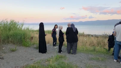 Bursa'da turist botla açıldığı İznik Gölü'nde mahsur kaldı