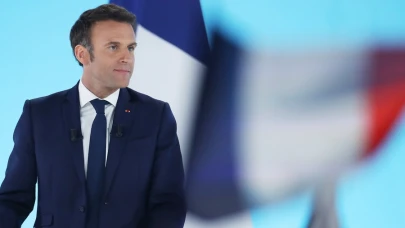 Macron İran'da tutuklu Fransızların serbest bırakılmasını istedi